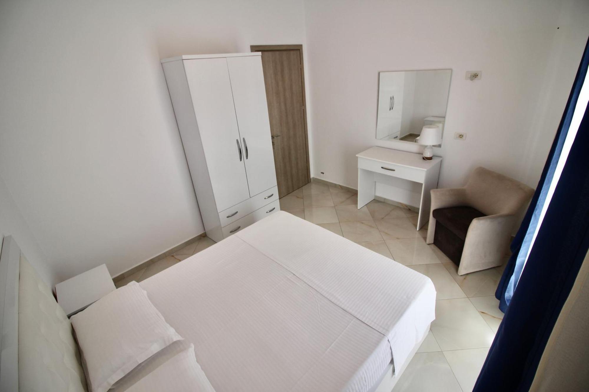 Saranda Apartaments Meta Екстер'єр фото